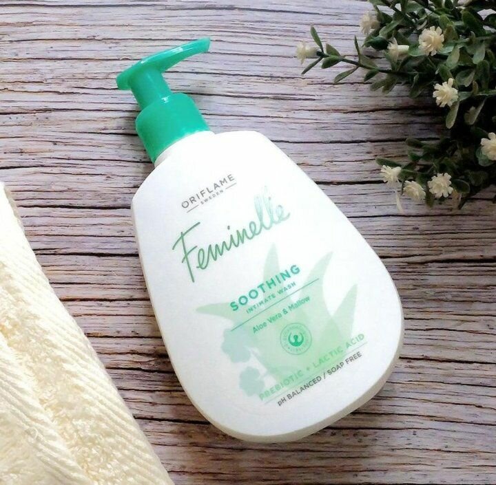 Интимный гель Feminelle гипоаллергенный успокаивающий без красителей 300мл