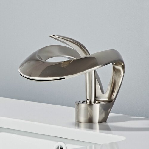 Изображение товара Подходит для раковины / ванны / кухни, многофункциональный водопадныйкран，Горячая и холодная вода двойного назначения