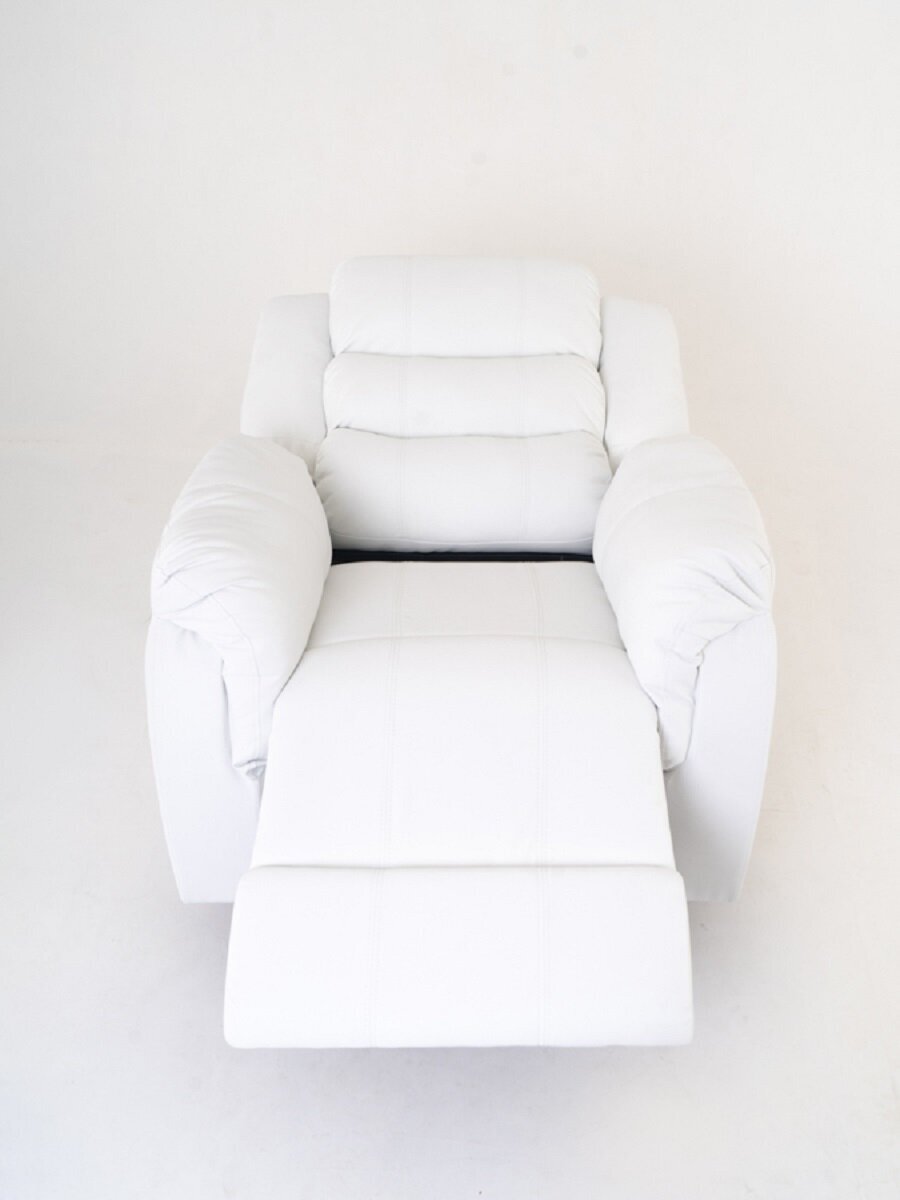 Кресло реклайнер с электроприводом, раскладывается на 180°, искусственная кожа, Белый - фотография № 7
