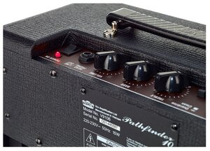 Amp vox pathfinder deals 10