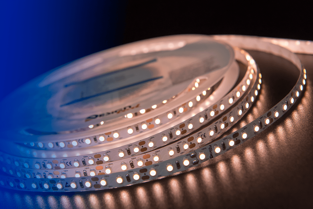 Светодиодная лента Белый теплый 3528 12V 9.6W/m 120Led/метр 00-00001487 DSG 3528 WW 120L-V12-IP33 LUX