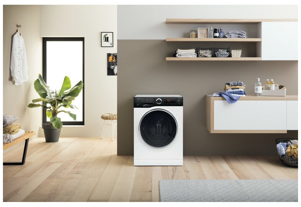 витринный Стиральная машина Hotpoint-Ariston BK RD 7239 K белый - фотография № 13