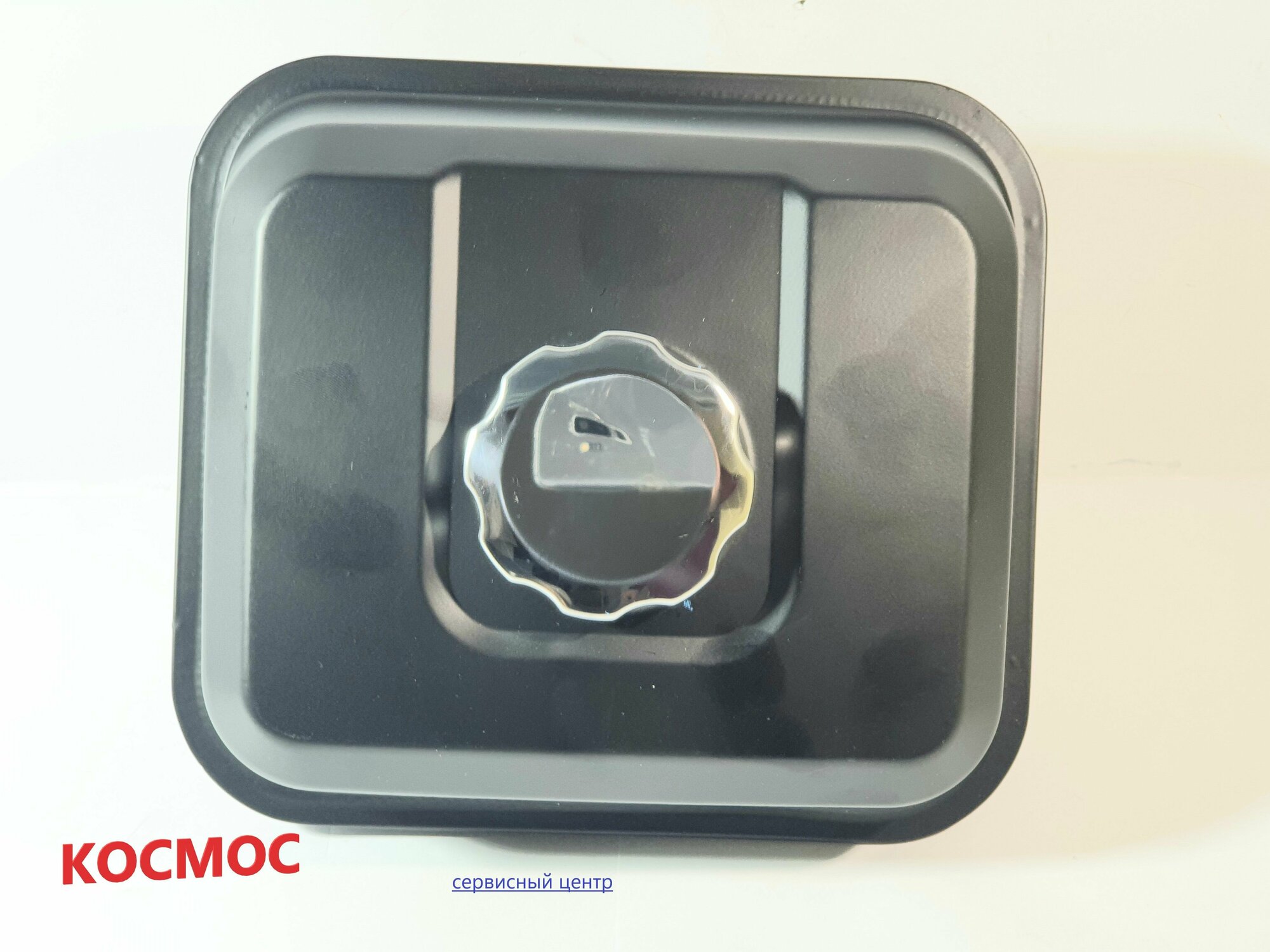 фото Бензобак/топливный бак 168F/170F 6 литров для мотоблоков культиваторов мотопомп виброплит снегоуборщиков измельчителей Champion Huter Patriot Denzel Brait Зубр Sturm и другие