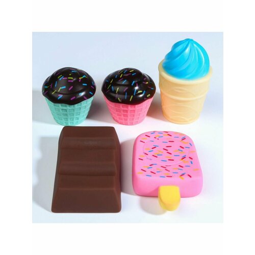 Набор игрушек для игры в ванне Сладости 5 шт 697₽