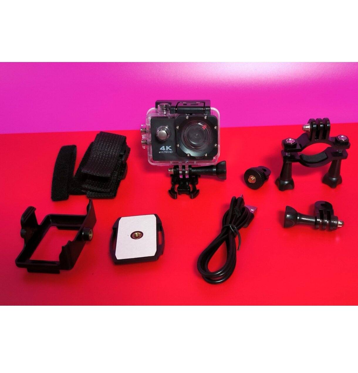 Вайфай Экшн камера 4К с набором креплений водонепроницаемая