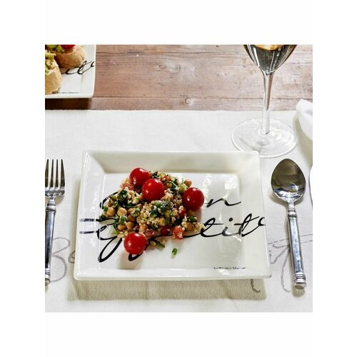 Блюдо квадратное RIVIERA MAISON BUON APPETITO 164960 220х220 белый