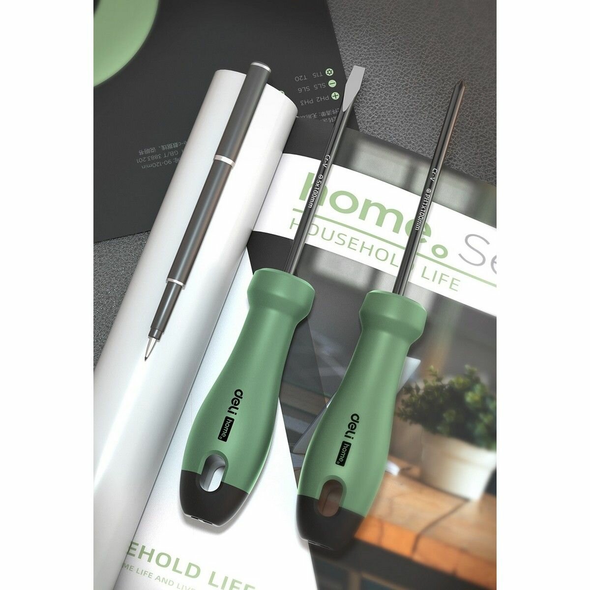 Набор отверток Deli "Home Series Green" HT1004L 4шт SL5x100+SL6x150+PH1x100+PH2x150, Cr-V, Soft Touch рукоятка, эксклюзивный дизайн, подарочная упаковка — фото 1