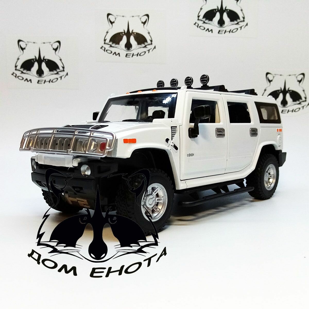 Машинка HUMMER H2 металлическая модель 1:24 Хаммер Н2 внедорожник белый 20см