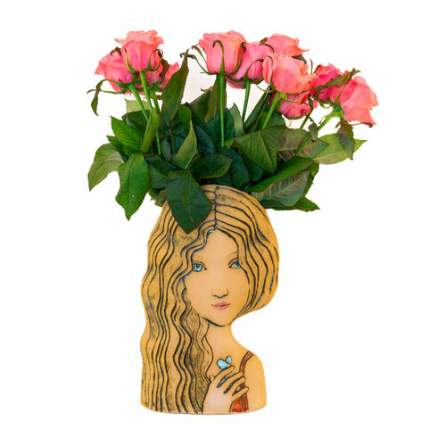 Девушка с бабочкой ваза для цветов