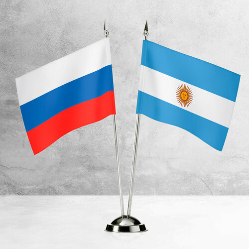 Настольные флаги России и Аргентины на пластиковой подставке под серебро