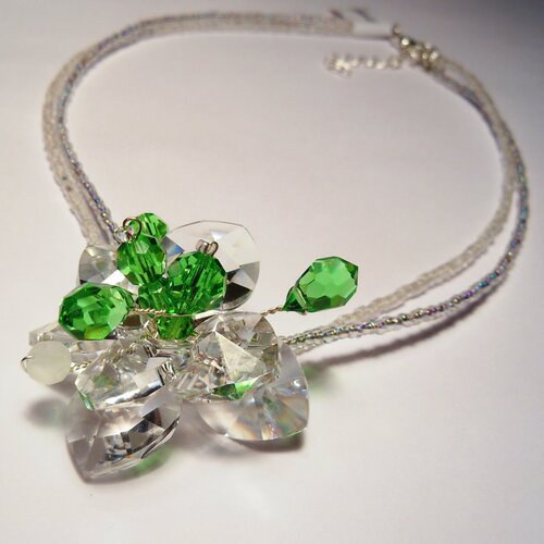 Чокер Чарующий Рай Свадебный чокер HEART(сердечки)/Чехия, кристаллы Preciosa, кристаллы Swarovski, бисер, длина 45 см, бесцветный, зеленый