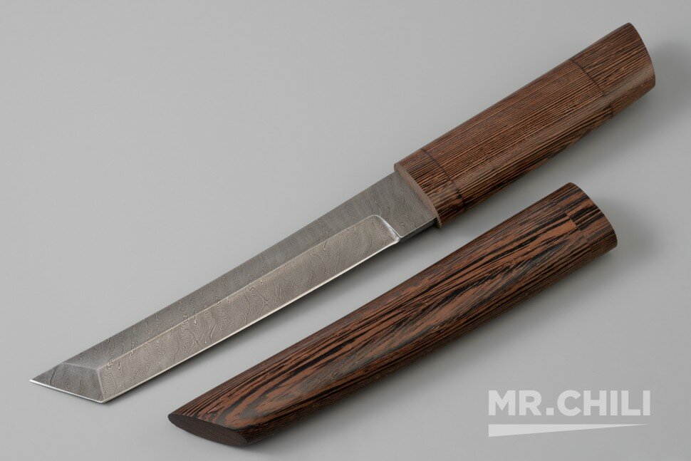 Нож "Танто" (дамасская сталь, венге) с деревяным чехлом