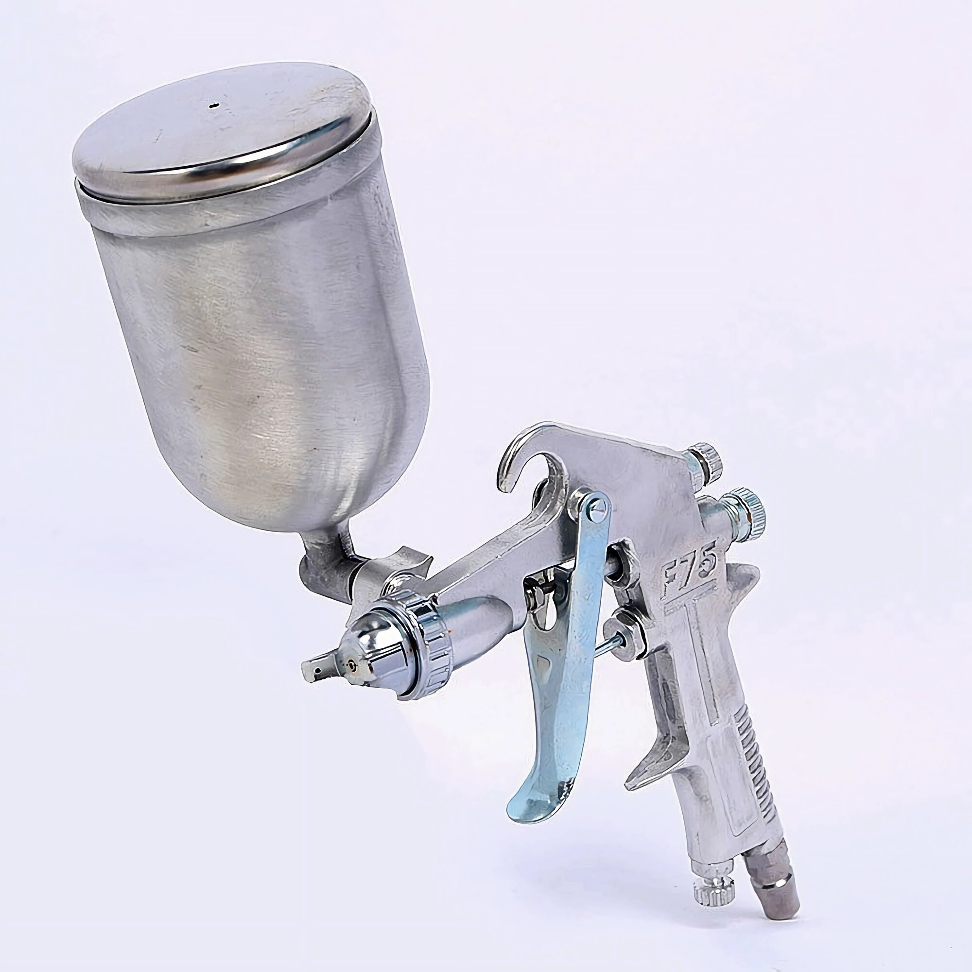 фото Краскопульт пневматический с верхним бачком