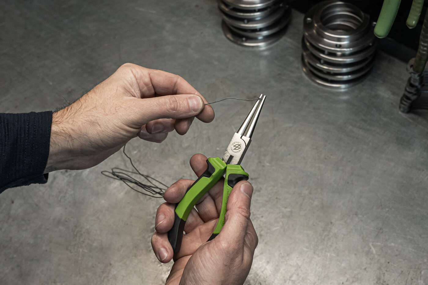 Круглогубцы длина 160 мм холдер Дело Техники арт. 412760