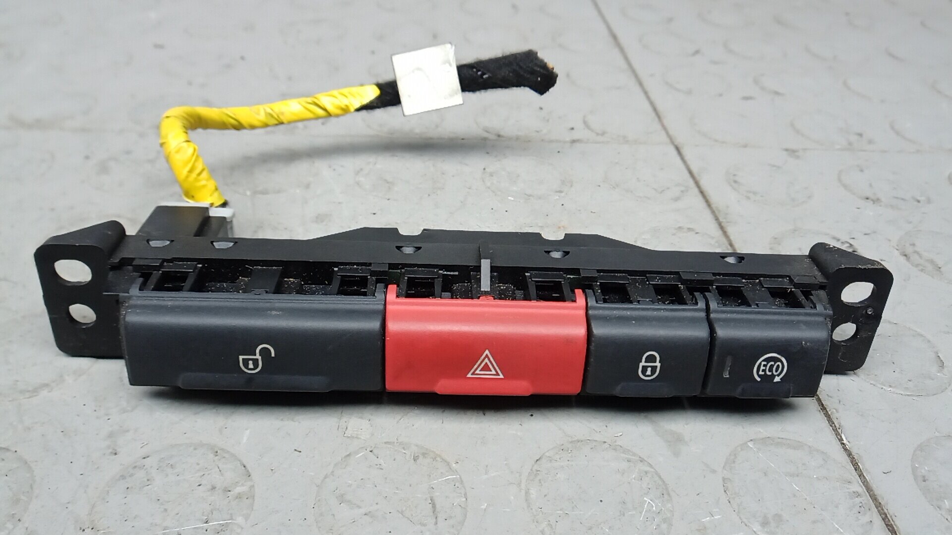 Кнопка аварийки LAND ROVER FREELANDER 2, Номер ah5213d734aa