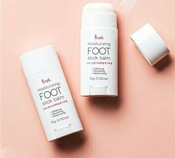 Бальзам стик для ног увлажняющий Foot Stick Balm Moisturizing 15 мл