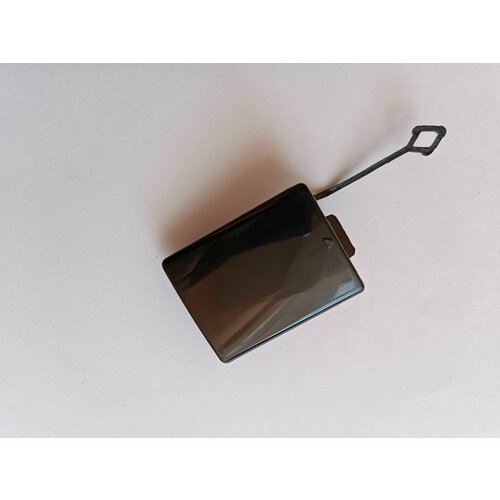 Заглушка буксировочного крюка переднего бампера Mercedes W211