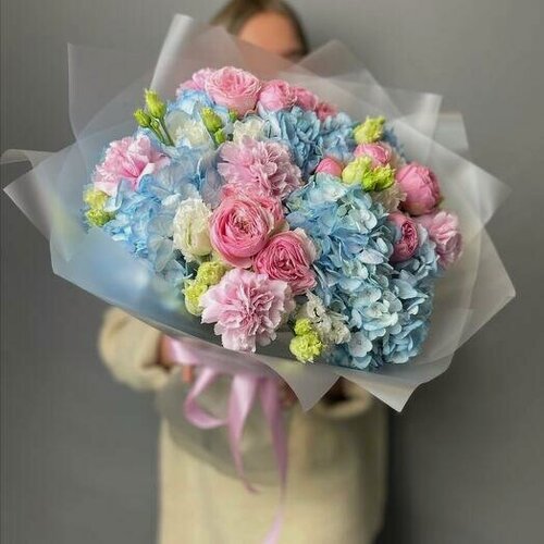 Изображение товара Букет с гортензиями и садовыми розами "Di_Flowerslab" Размер L