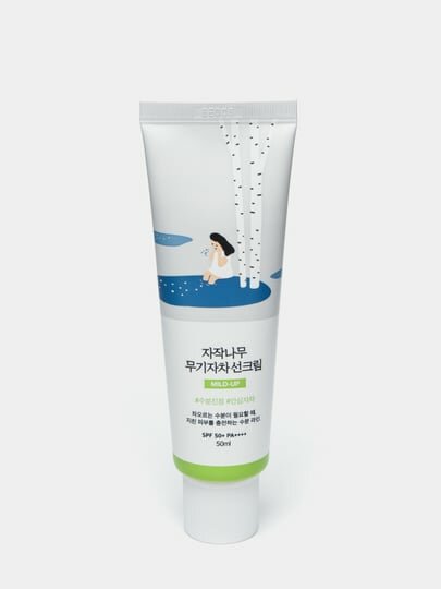 SPF крем для чувствительной кожи на физических фильтрах Round Lab Birch Juice Moisturizing Mild-Up Sunscreen — фото 1