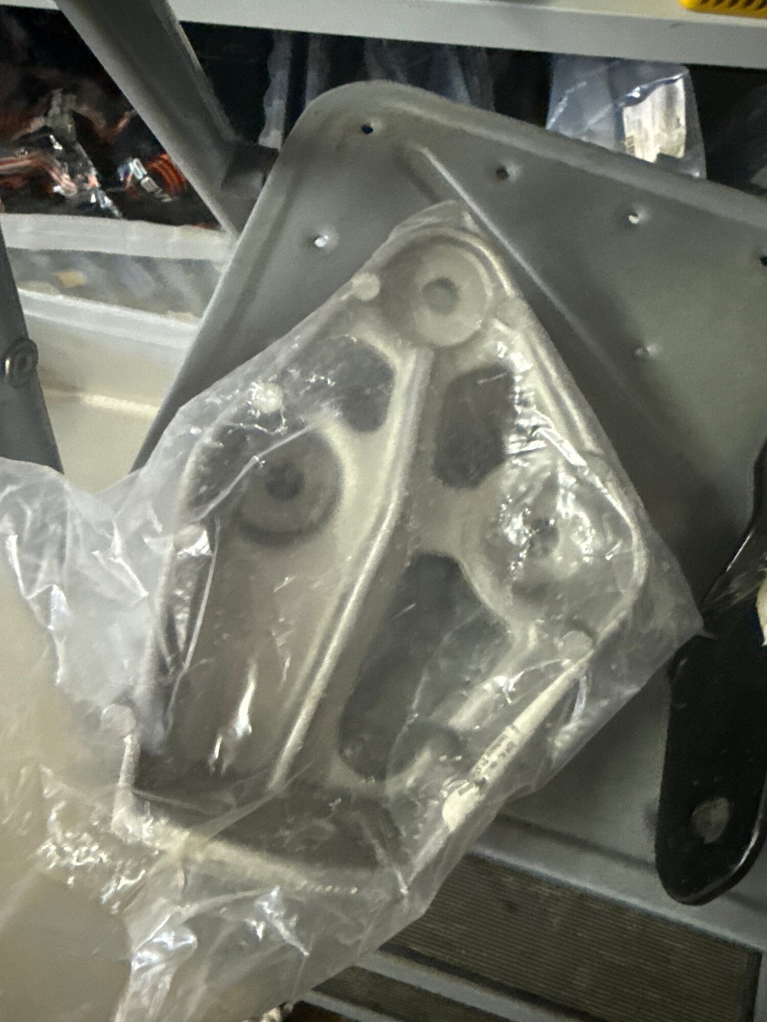 Кронштейн двигателя DAEWOO 96181134, для General Motors, для Lanos, Nexia