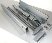 Комплект боковин и направляющих с доводчиком для выдвижного кухонного ящика GRATIS 135*500 мм, с рейлингами, серый