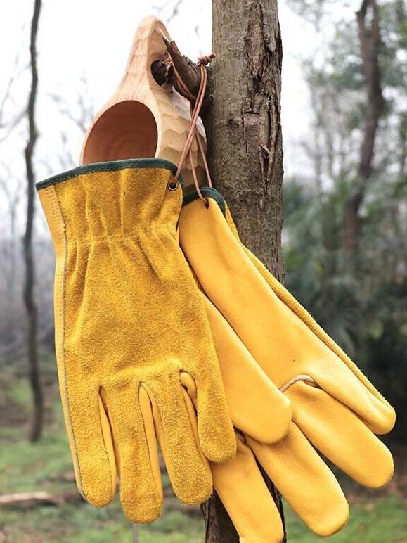 Рабочие садовые защитные перчатки кожаные , размер M - фотография № 4