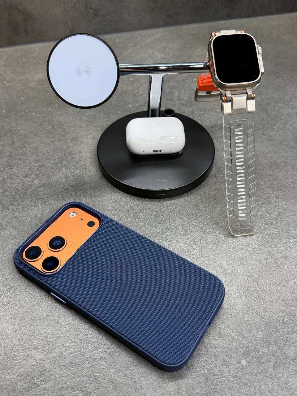 Беспроводная зарядная станция Wiwu Magtetic 4 в 1Wi-W032 для iPhone 12 - 17 / AirPods / Apple Watch /Элегантный порядок для всей экосистемы Apple