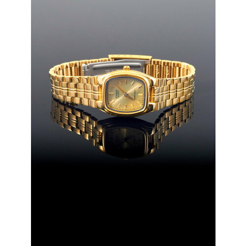 фото Наручные часы casio fashion, золотистый