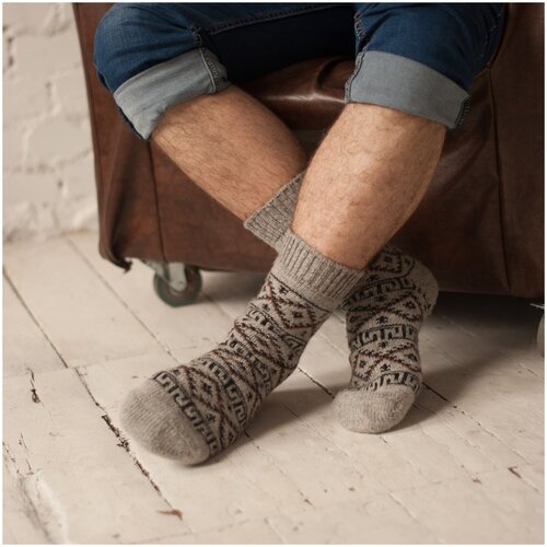 фото Мужские носки бабушкины носки, 1 пара, классические, на новый год, воздухопроницаемые, фантазийные, вязаные, на 23 февраля, размер 44-46, серый