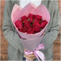 Букет живых цветов из 9 малиновых роз (40 см)