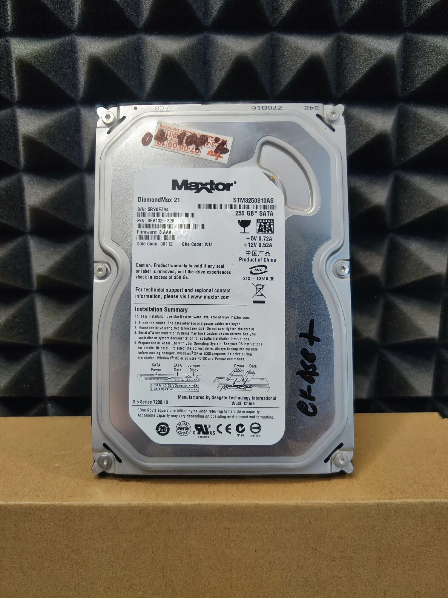 Жесткий диск SATA 3,5' 250Gb MAXTOR DiamondMax 21 STM3250310AS