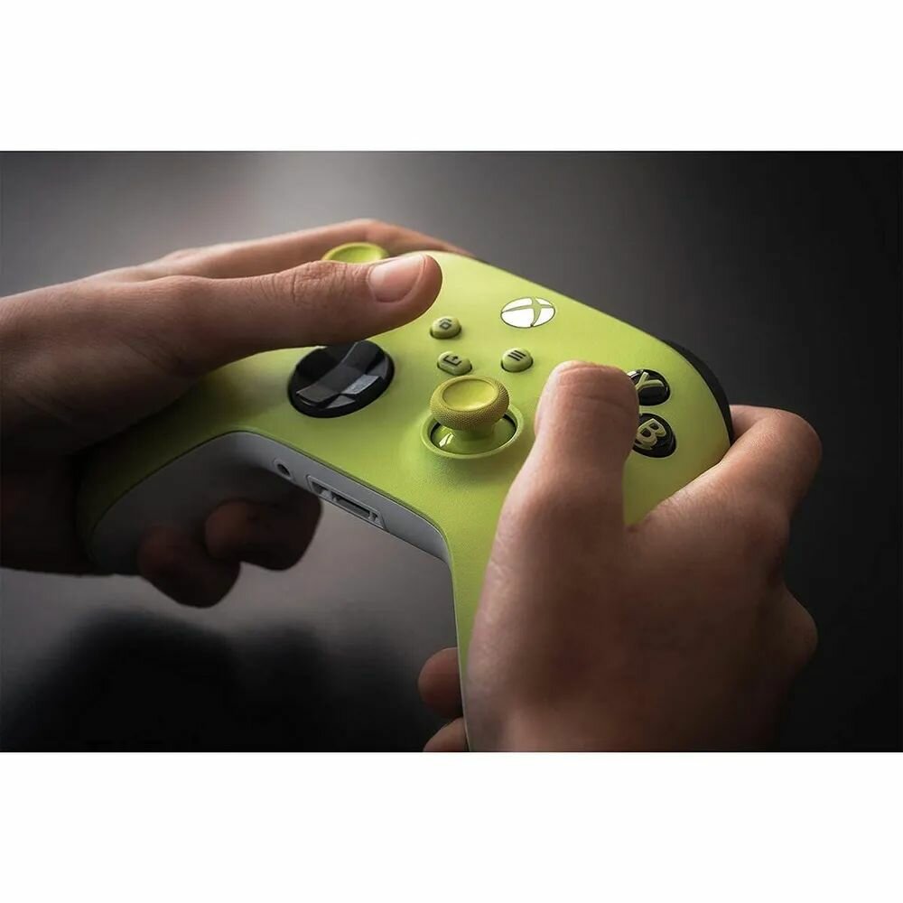 Геймпад Microsoft беспроводной Xbox Wireless Controller Series S/X/ONE/PC (Electric Volt) — фото 1