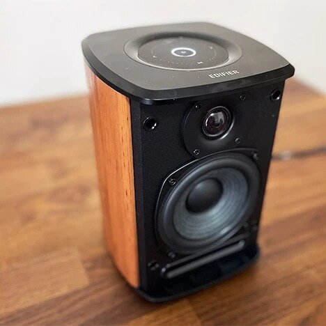 Портативная акустика Edifier 40 Вт, 52 Гц - 18 кГц, WiFi, Airplay2, BT - фото №2