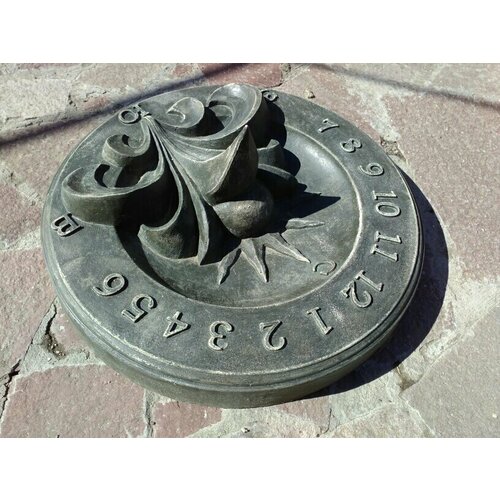 Солнечные Часы от бренда Артзавод, диаметр 55 см, материал бетон