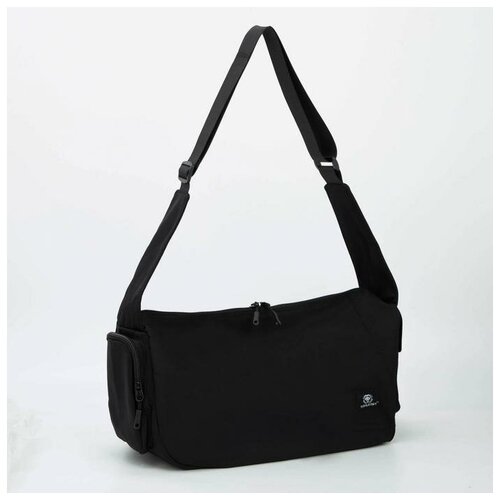 фото Кросс-боди, отдел на молнии, 2 наружных кармана, длинный ремень, цвет чёрный нет бренда
