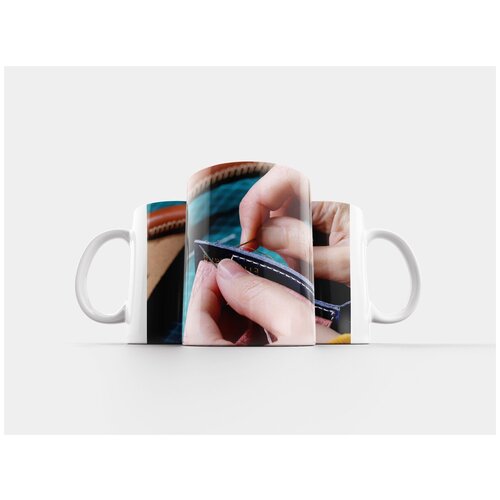 фото Кружка "кожаное ремесло, рука, оборудование" 320 мл lotsprints