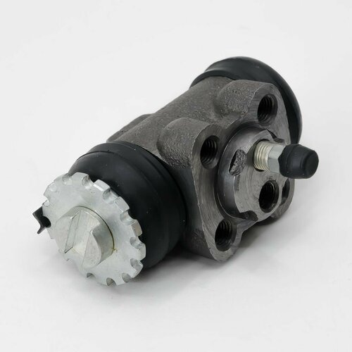 Рабочий тормозной цилиндр задний MMC CANTER 3232 диаметр 32 с прокачкой левый ALBA 1375₽