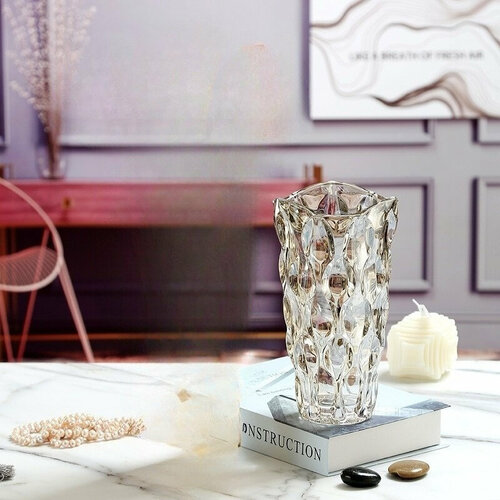 Ваза из плотного стекла золотистая 245138 см 3499₽