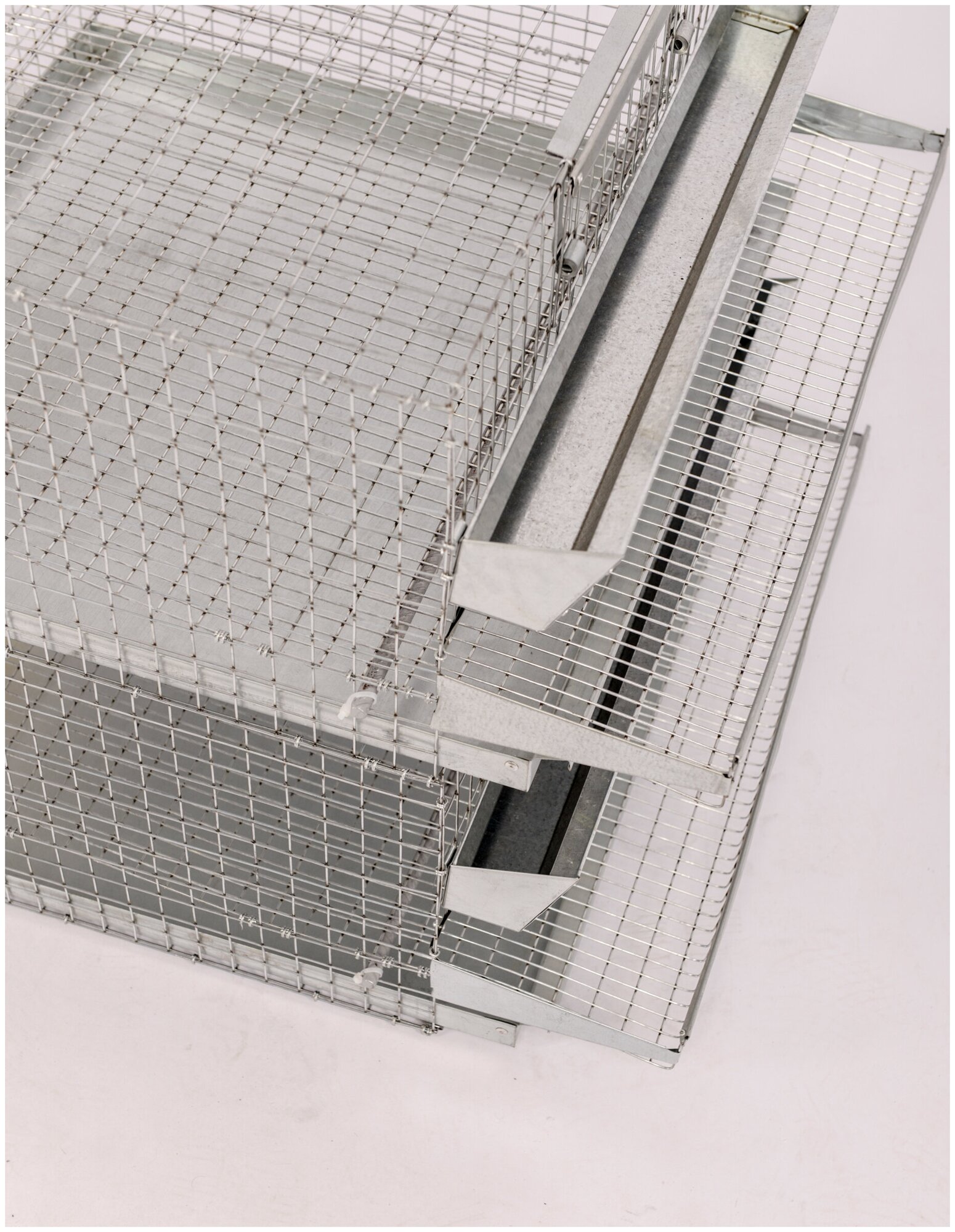 Клетка FERMAMARKET для перепелов на 60 голов, 2 этажа, 30 голов на этаже - фотография № 8