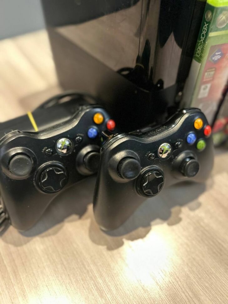 Microsoft Xbox 360 — фото 1