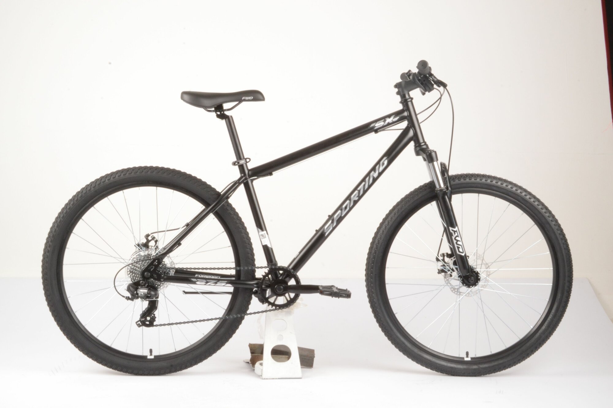 FORWARD SPORTING SX 27,5 (8ск, 21") 2025, черный/серебристый