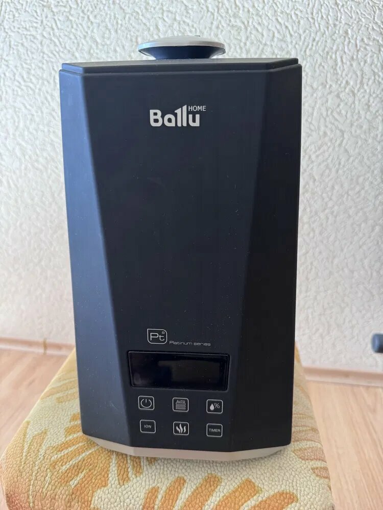 Увлажнитель воздуха Ballu Platinum UHB-1000, водяной фильтр, 350 мл/ч