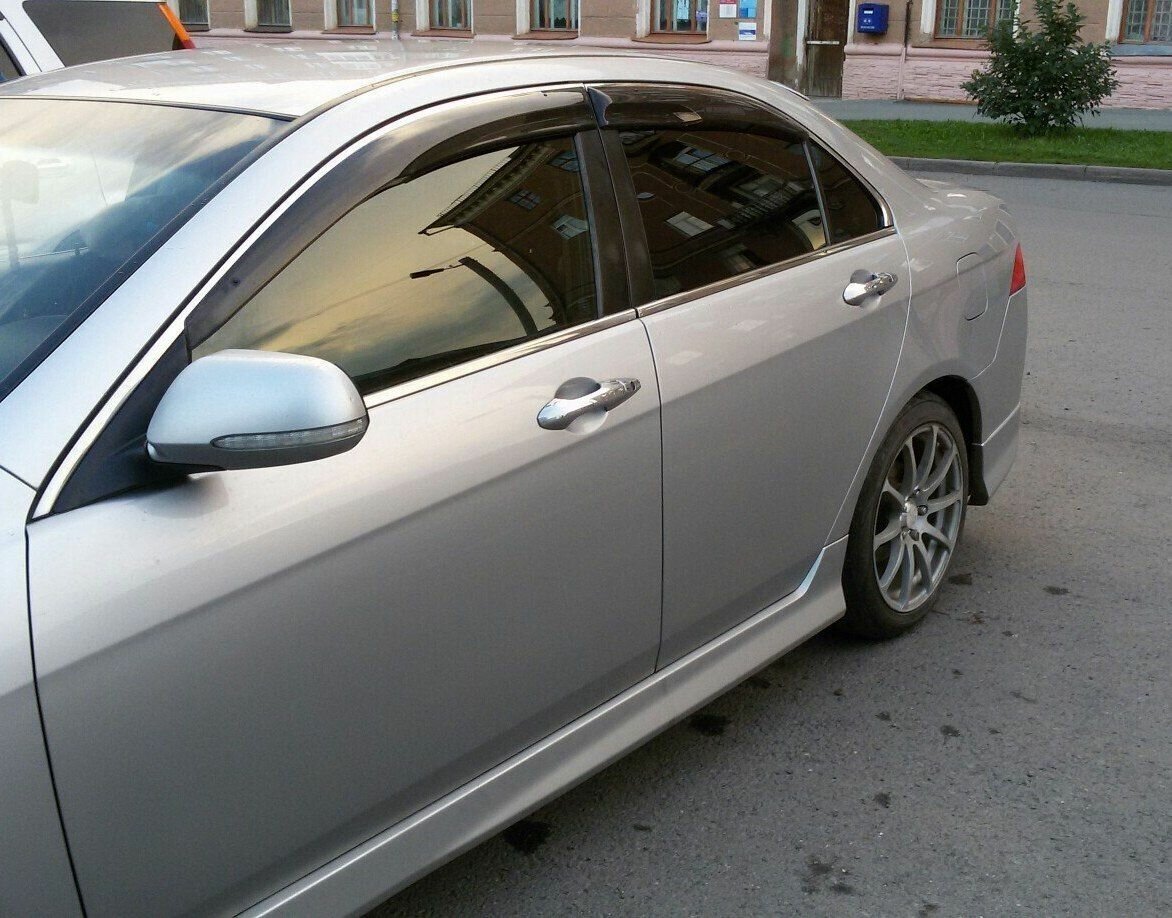 Дефлекторы окон Honda Accord VII седан 2002-2007 г.