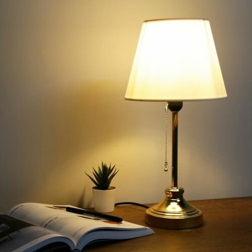 Прикроватная лампа, лампа настольная с абажуром, светильник прикроватный Е14 40Вт