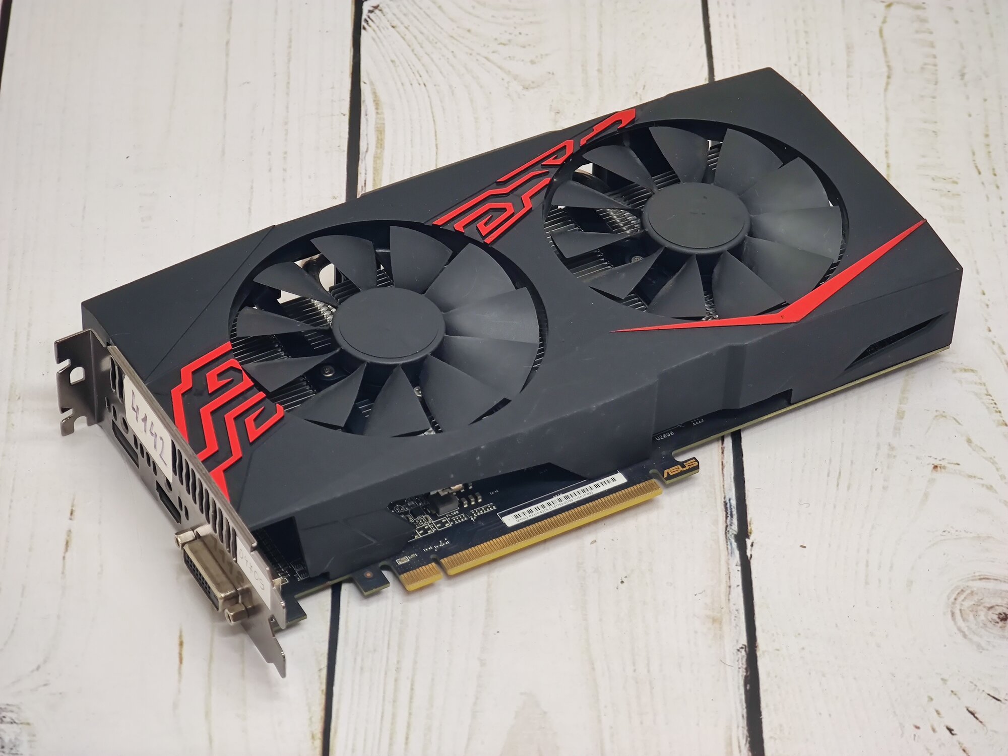 Видеокарта 4 GB RX 470 Asus