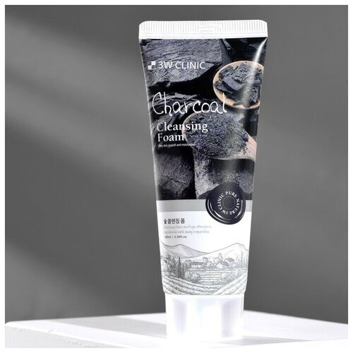 Глубоко очищающая пенка для сужения пор 3W CLINIC Charcoal Cleansing Foam с древесным углём, 100 мл глубоко очищающая пенка для сужения пор 3w clinic charcoal cleansing foam с древесным углём 100 мл