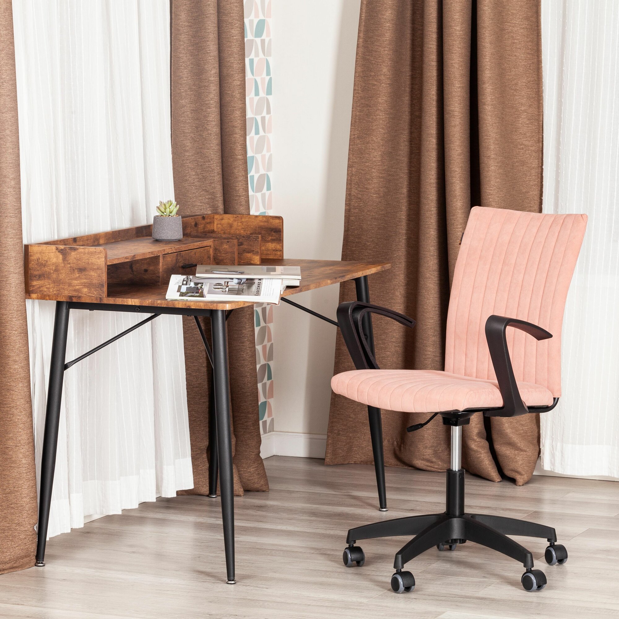 Кресло офисное Tetchair SPARK флок , розовый, 137