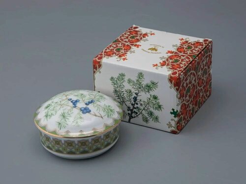 Изображение товара Туалетная коробочка ф. Круглая рис. Можжевельник ароматный