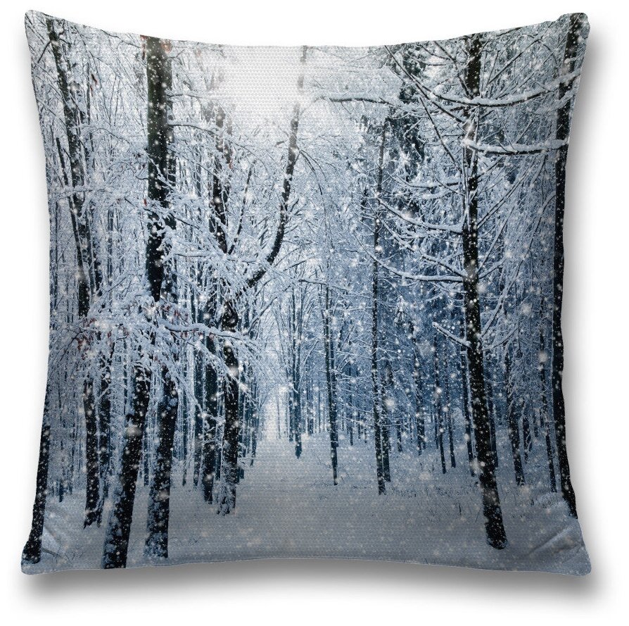 Наволочка декоративная на молнии, чехол на подушку JoyArty "Лесные снега" 45х45 см
