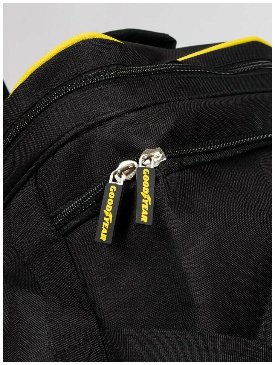 Дорожная сумка Goodyear на колесах с выдвижной ручкой, черная - фотография № 7